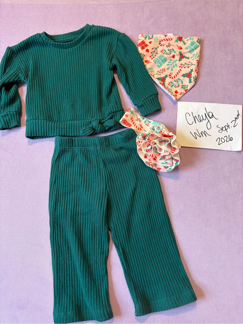 Ribbed Green Two-Piece Toddler Set with Bow